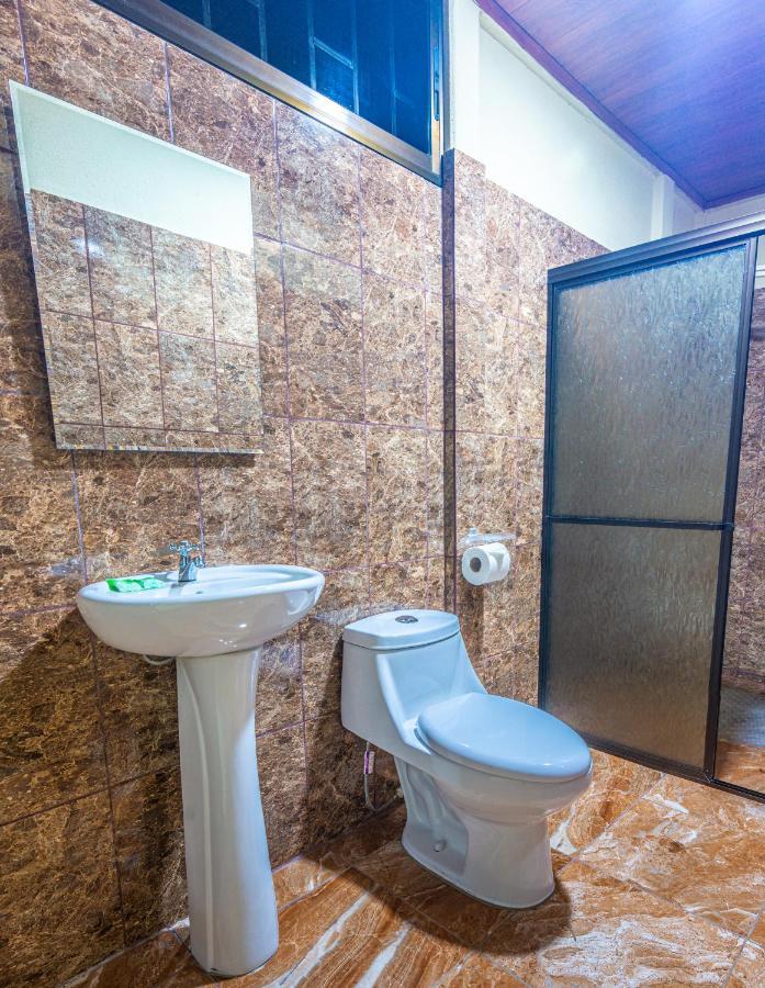 Rio Celeste Springs Blue Lodge ビハグア エクステリア 写真