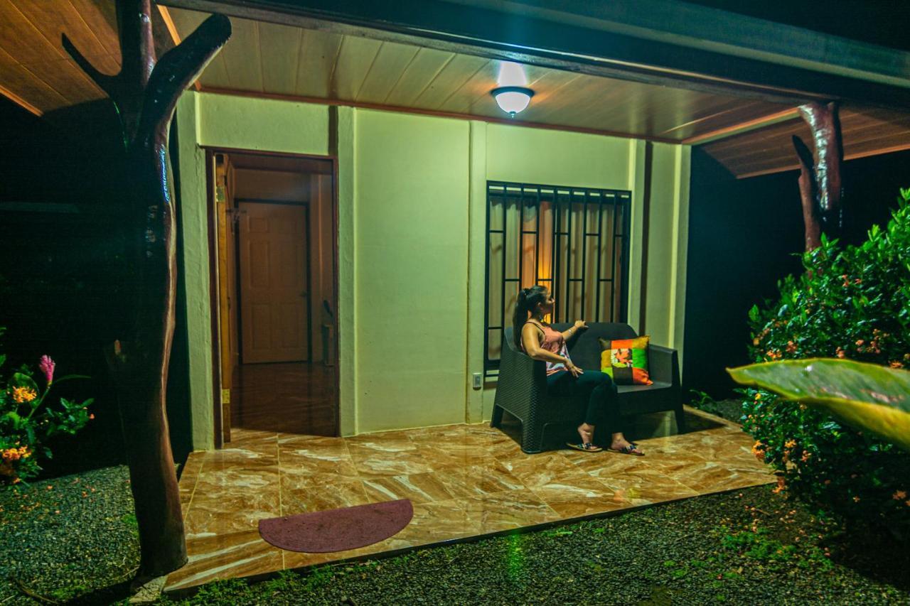 Rio Celeste Springs Blue Lodge ビハグア エクステリア 写真